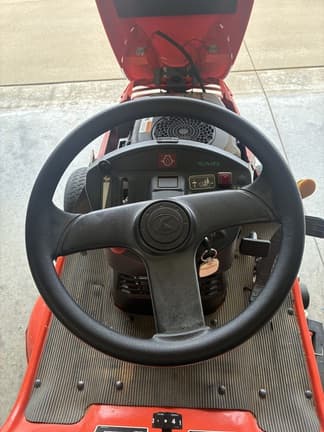 Image of Kubota T1880 equipment image 3