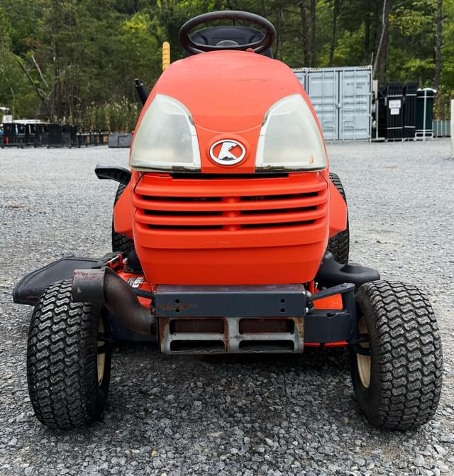 Image of Kubota T2080 equipment image 3