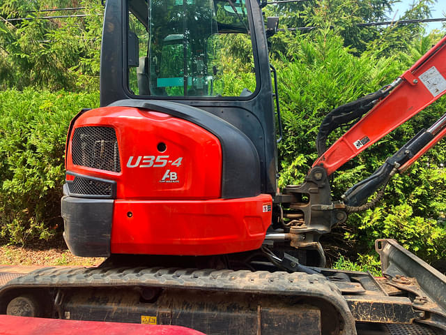 Image of Kubota U35-4 equipment image 1