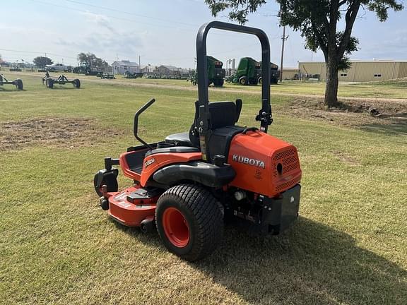 Image of Kubota ZD326 equipment image 2