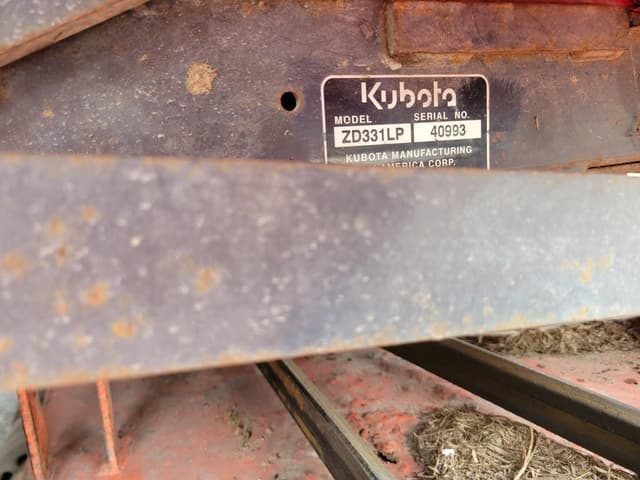 Image of Kubota ZD331 equipment image 4