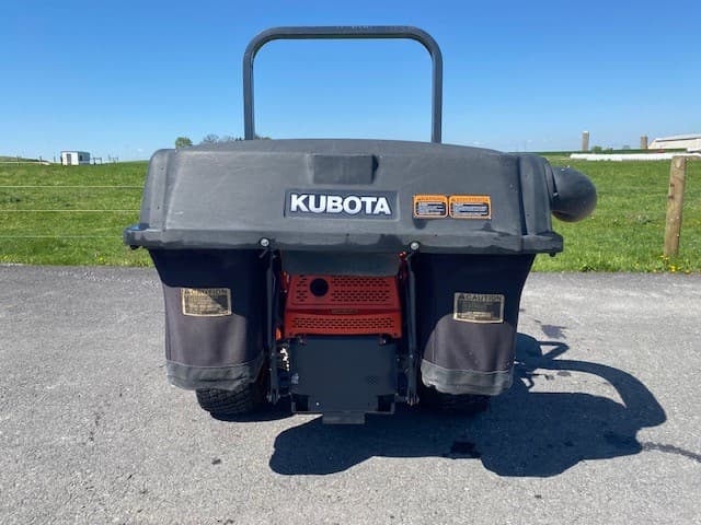 Image of Kubota ZD331P-60 equipment image 4