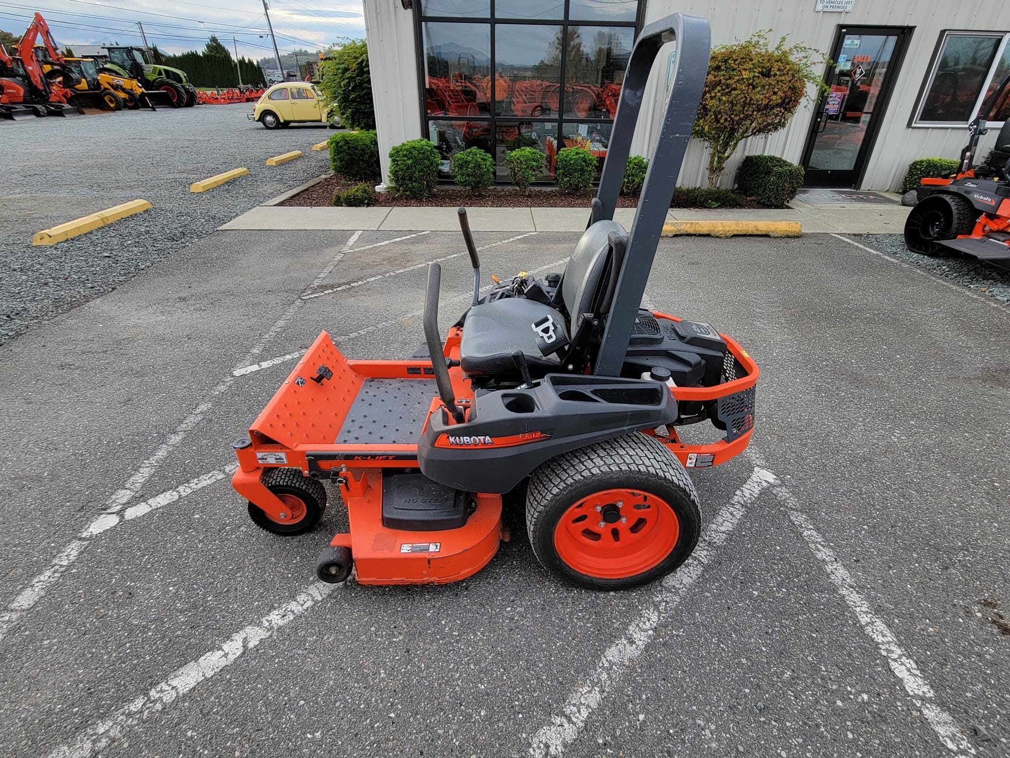 2013 Kubota ZG123S Equipment Image0