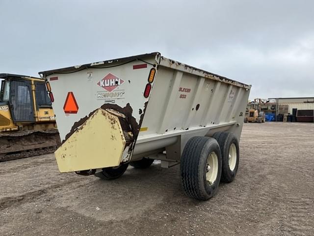 Image of Kuhn Knight 8132 equipment image 3