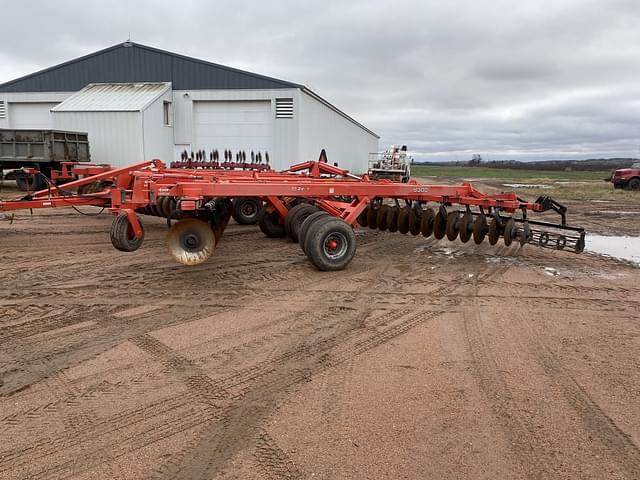 Image of Kuhn Krause 8300 equipment image 2
