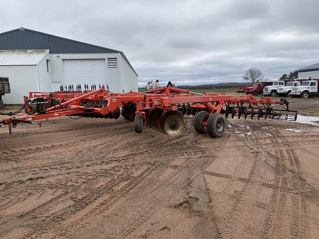 Image of Kuhn Krause 8300 equipment image 1