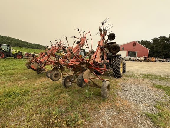 2013 Kuhn GF7802T GII Equipment Image0