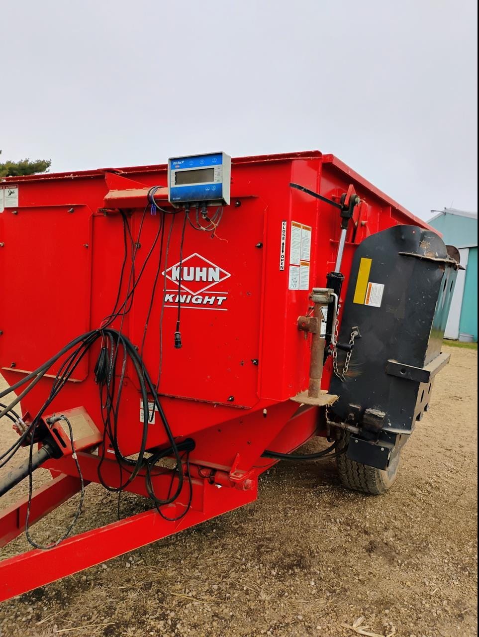 2013 Kuhn Knight 3130 Equipment Image0