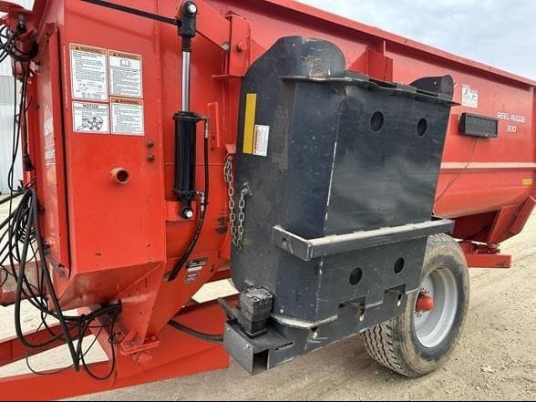Image of Kuhn Knight 3130 equipment image 1