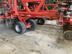 2013 Kuhn Krause 8000-40 Image