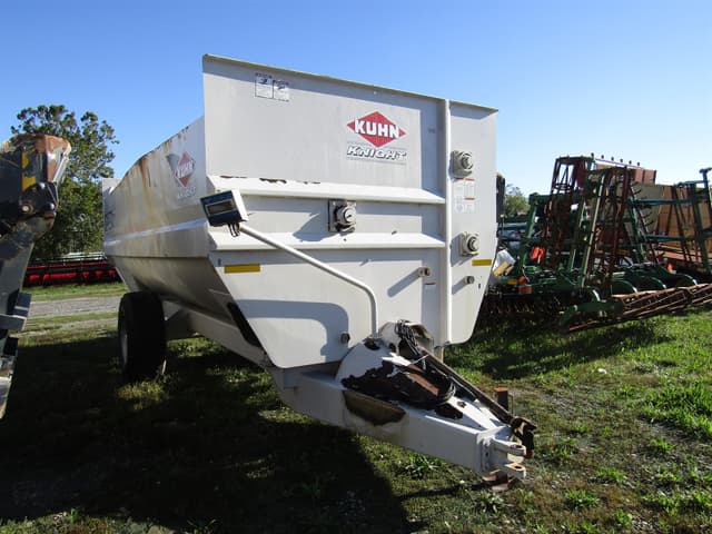 Image of Kuhn Knight RC270 equipment image 3