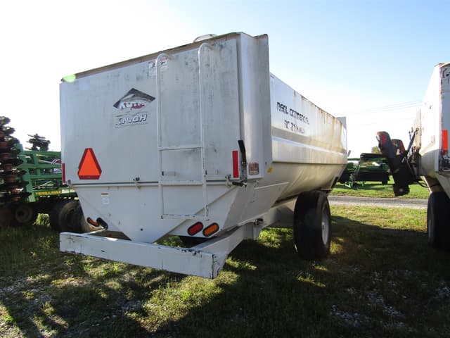 Image of Kuhn Knight RC270 equipment image 4