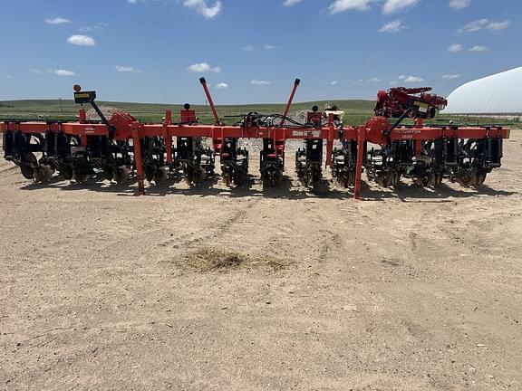 Image of Kuhn Krause Gladiator 1200T Primary image