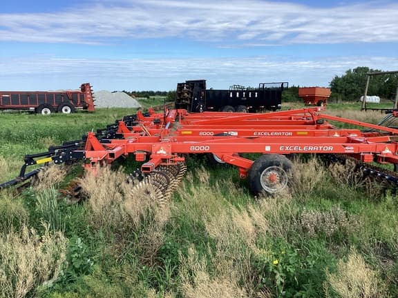Image of Kuhn Krause 8000-30 equipment image 1