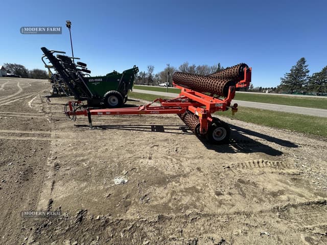 Image of Kuhn Krause 4400 equipment image 2