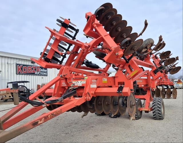 Image of Kuhn Krause Dominator 4850 equipment image 2