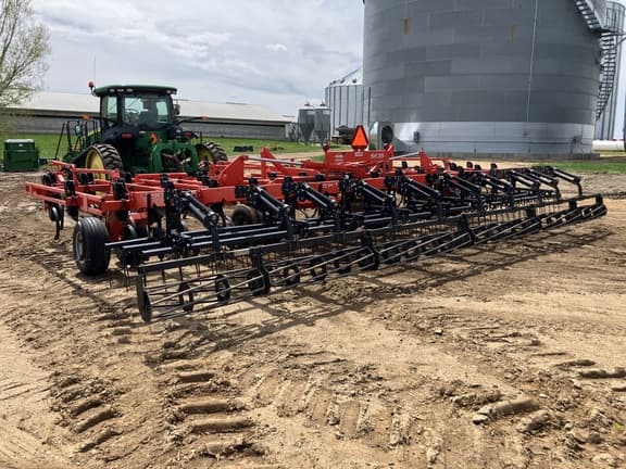 Image of Kuhn Krause 5635 equipment image 1