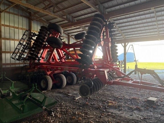 2013 Kuhn Krause Excelerator 8000 Equipment Image0