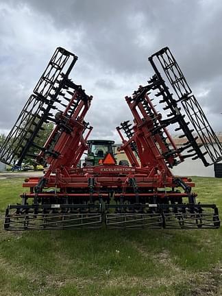 Image of Kuhn Krause Excelerator 8000 equipment image 1