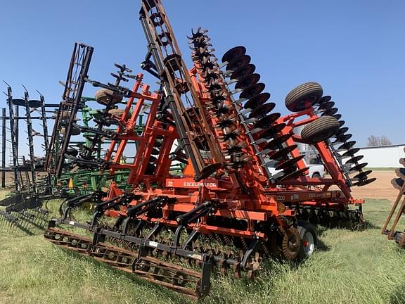 Image of Kuhn Krause Excelerator 8000 equipment image 3