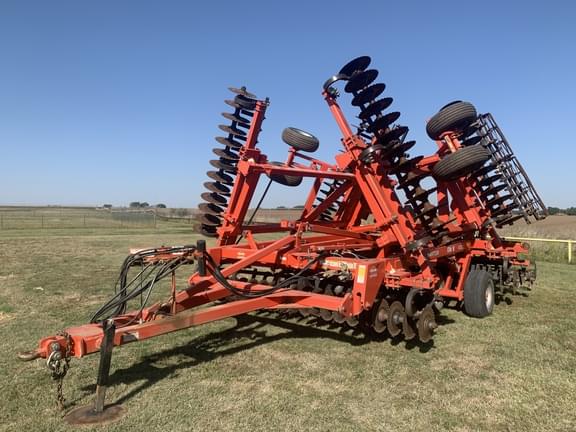 Image of Kuhn Krause Excelerator 8000 equipment image 1