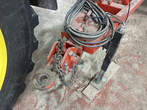 2013 Kuhn Krause Excelerator 8000 Equipment Image0