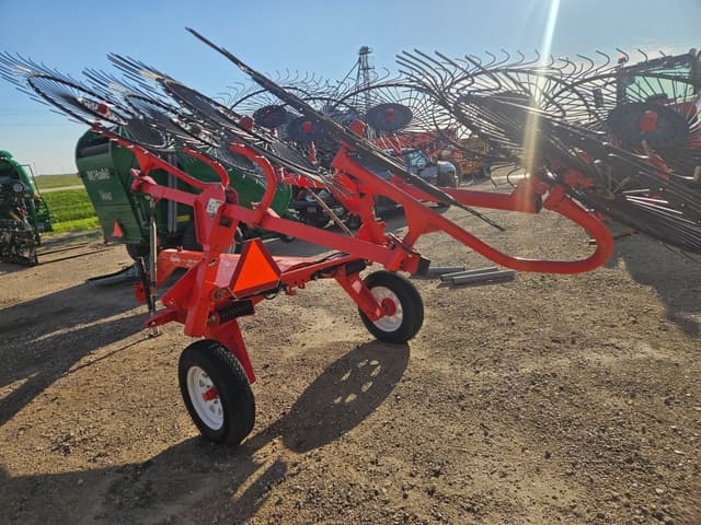 Image of Kuhn SR110 equipment image 1