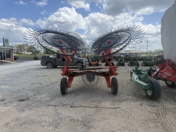 Image of Kuhn SR112 equipment image 2