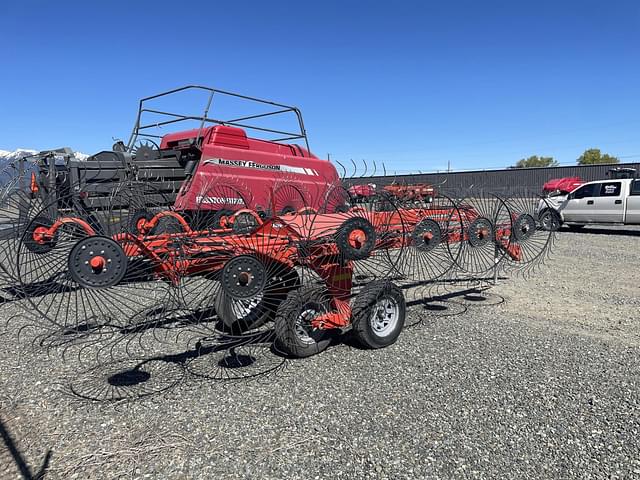 Image of Kuhn SR300 equipment image 1
