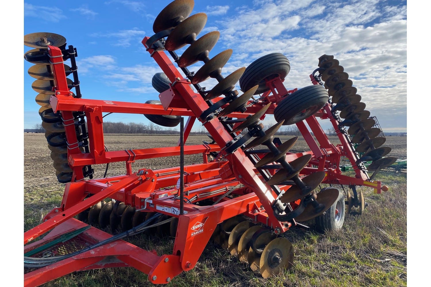 2013 Kuhn Krause 8200 Equipment Image0