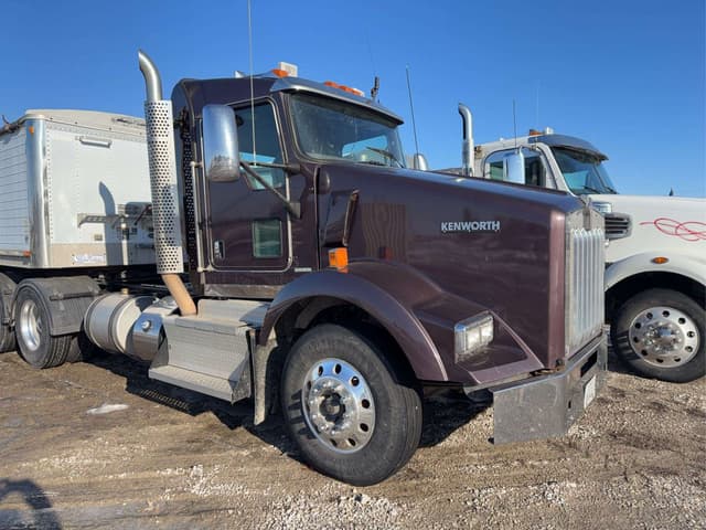 Image of Kenworth T800 equipment image 2