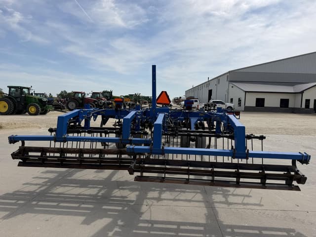 Image of Landoll 2410-6-24 equipment image 3