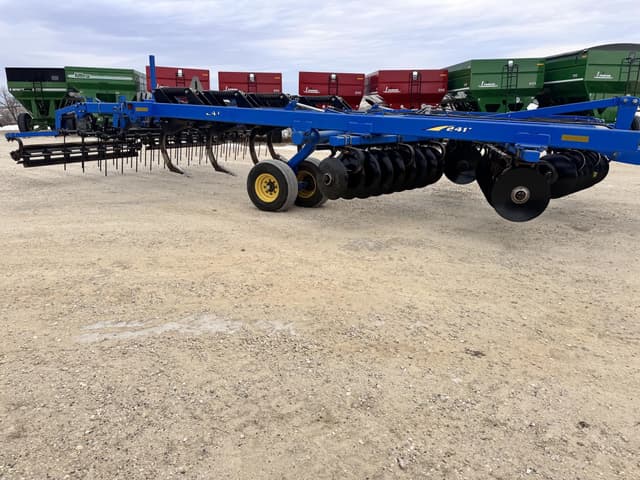 Image of Landoll 2410-6-24 equipment image 2