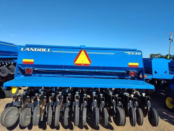 Image of Landoll 5530 equipment image 2