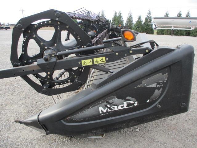 Image of MacDon D-65S equipment image 4