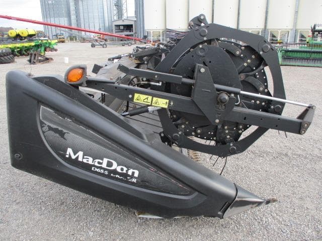 Image of MacDon D-65S equipment image 3