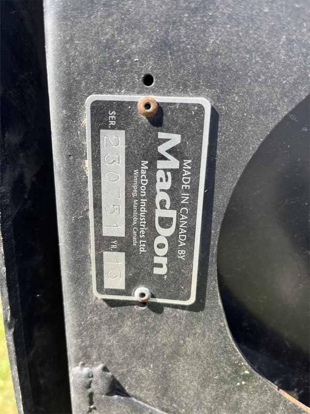 Image of MacDon FD75S equipment image 4