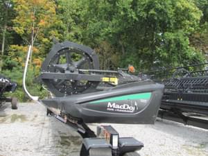 2013 MacDon FD75D Image