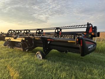 Main image MacDon D65