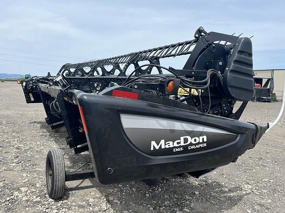 Image of MacDon D65 equipment image 2