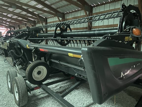 Image of MacDon FD75-35 equipment image 2