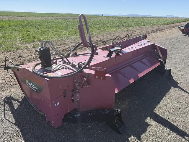 Image of MacDon R85 equipment image 3