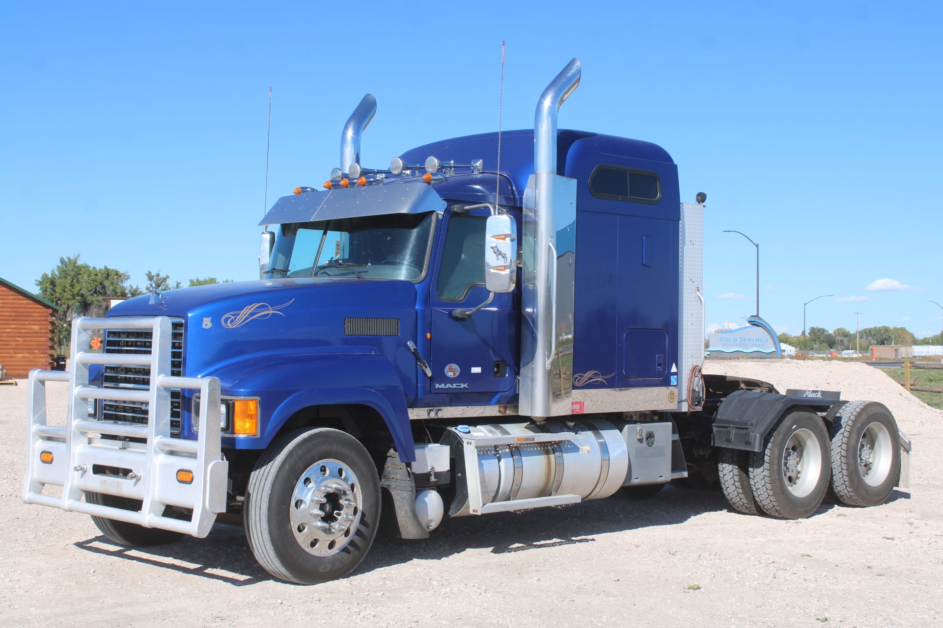 2013 Mack CHU613 Equipment Image0