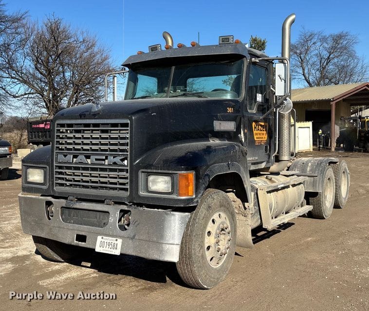 2013 Mack CHU613 Equipment Image0