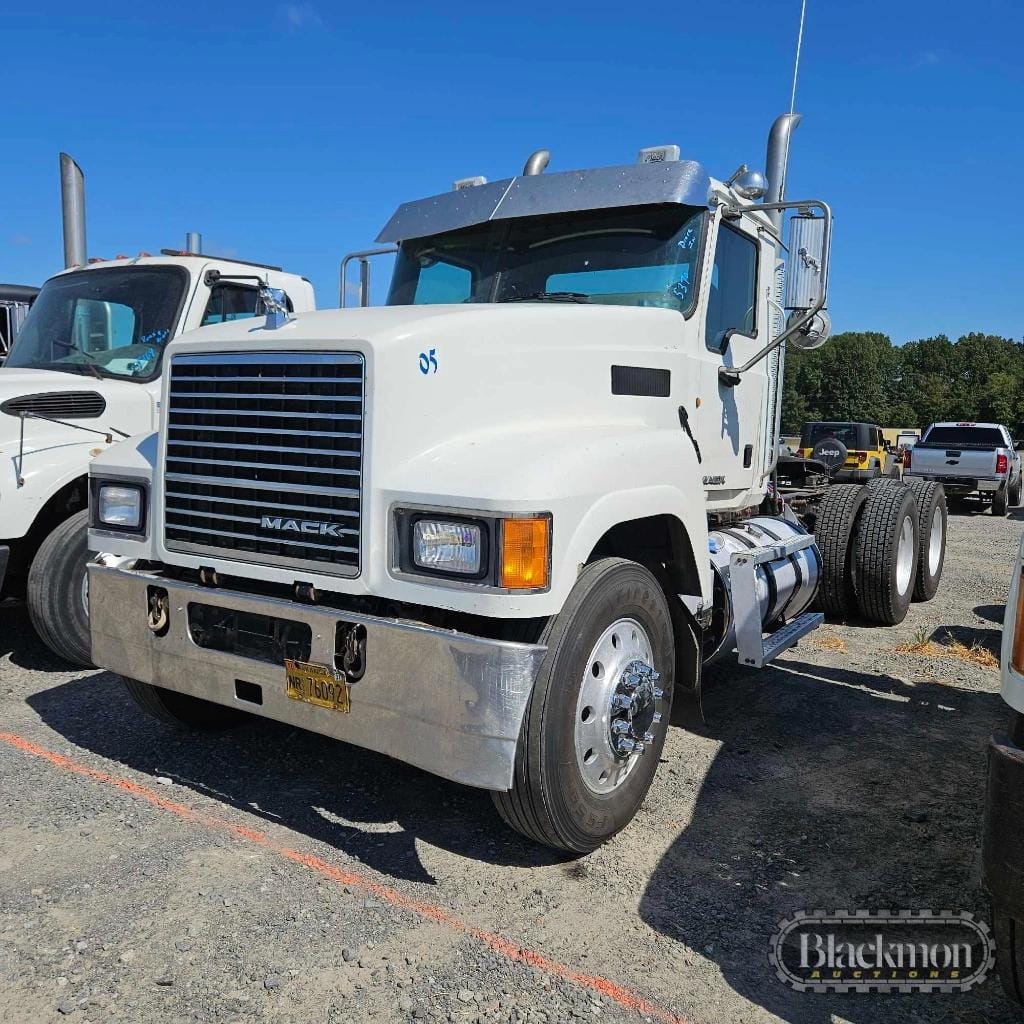 2013 Mack CHU613 Equipment Image0