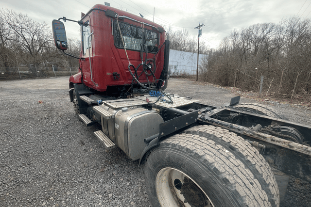 Image of Mack CXU613 equipment image 2