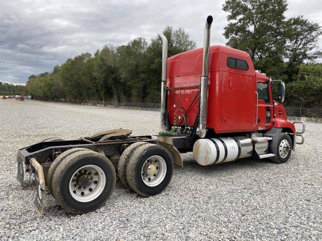 Image of Mack CXU613 equipment image 2