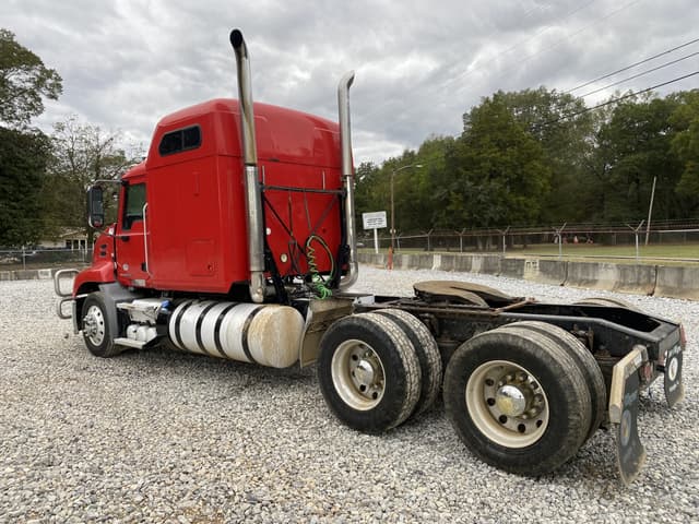 Image of Mack CXU613 equipment image 1