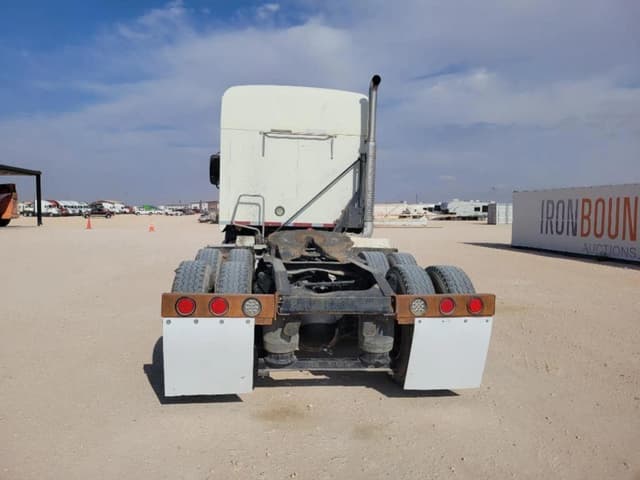 Image of Mack CXU613 equipment image 3