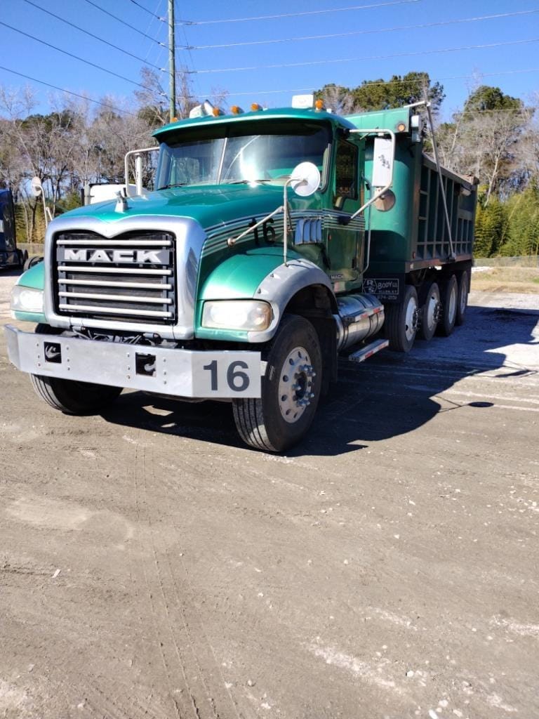 2013 Mack Granite GU713 Equipment Image0